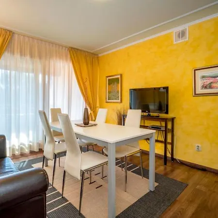 Apartment Rossella 1 Two-bedroom Ap Achilea
