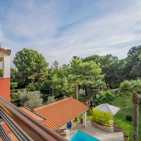 Rossella 1 Two-bedroom Ap Achilea Apartment Rovinj